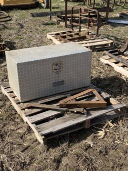 Diamond plate toolbox and brackets