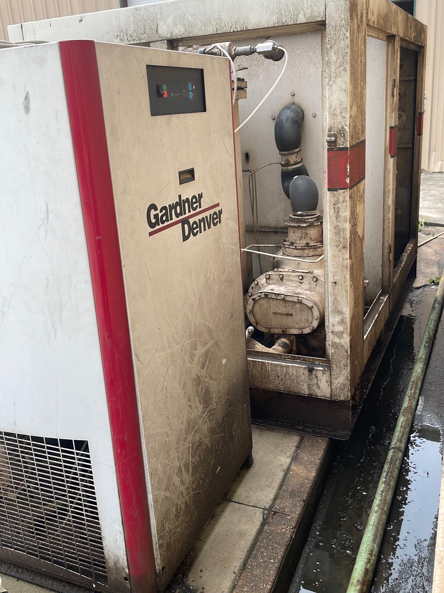 Gardner Denver Compressed Air Dryer Model:RNC50CA4 Serial Number:RG0J05004A