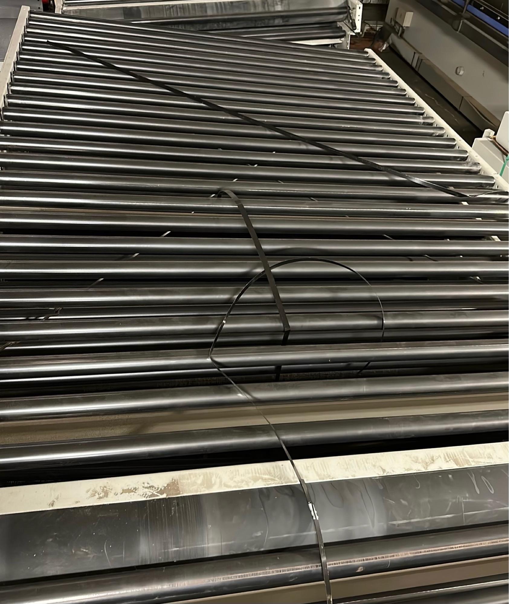 Roach Conveyor 77 1/4” wide