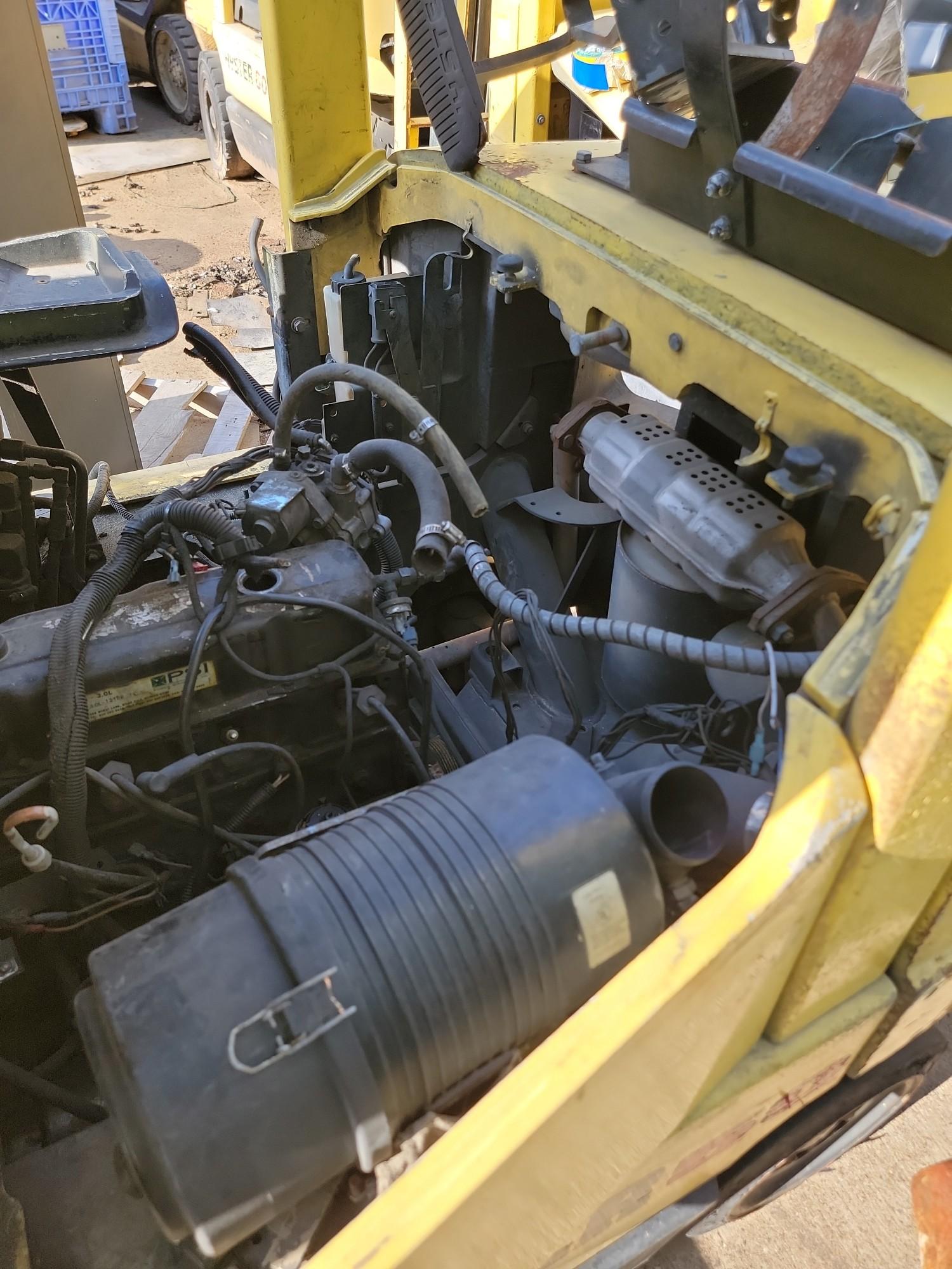 PICK UP LOCATION DUNCANVILLE, TX: Hyster Forklift Model S50XM 4-Wheel Sit Down Capacity: 5000 Pounds