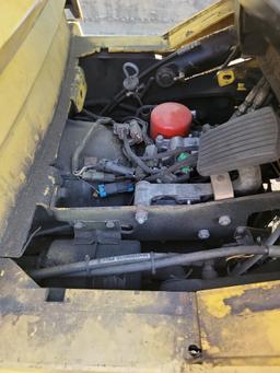 PICK UP LOCATION DUNCANVILLE, TX: Hyster Forklift Model S50XM 4-Wheel Sit Down Capacity: 5000 Pounds