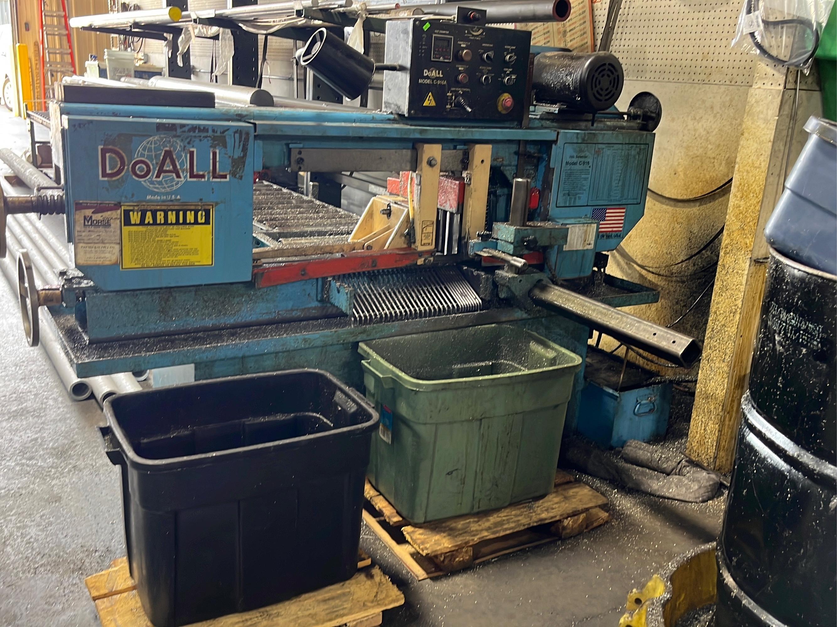 DoAll model C-916a horizontal band saw, feed stock roller not included - A $200 Rigging fee will be