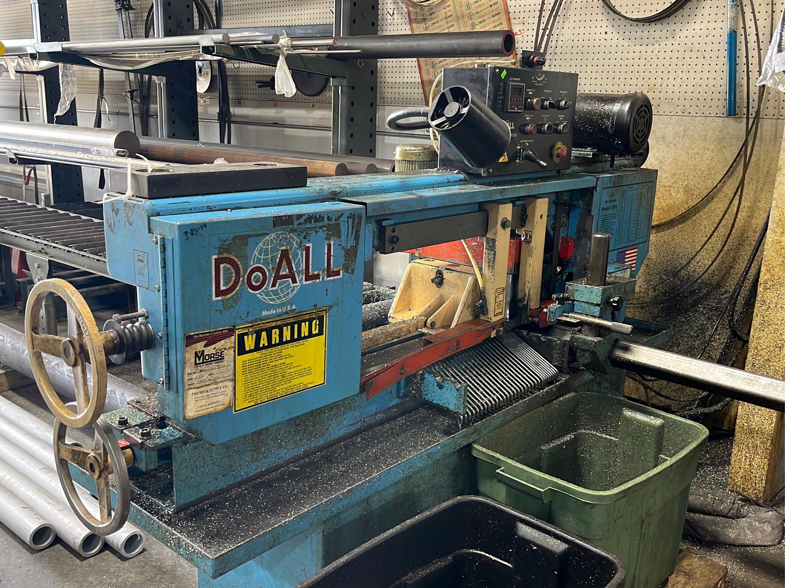 DoAll model C-916a horizontal band saw, feed stock roller not included - A $200 Rigging fee will be