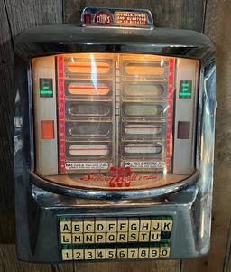 Seelburg Select-O-Matic 200 Juke Box, Model HF100R, Plays 45s, Wall mount record selectors included,