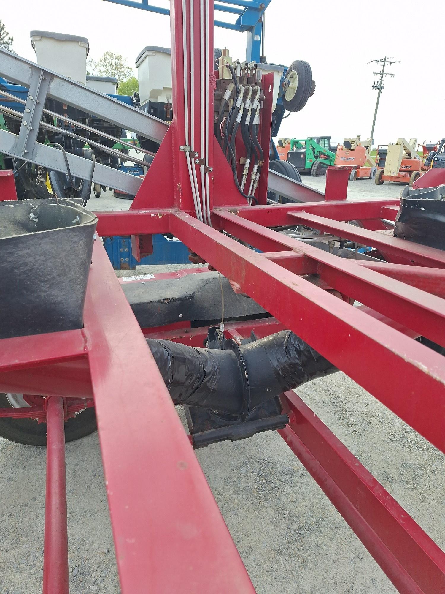 2 parker tote seed tender carrier