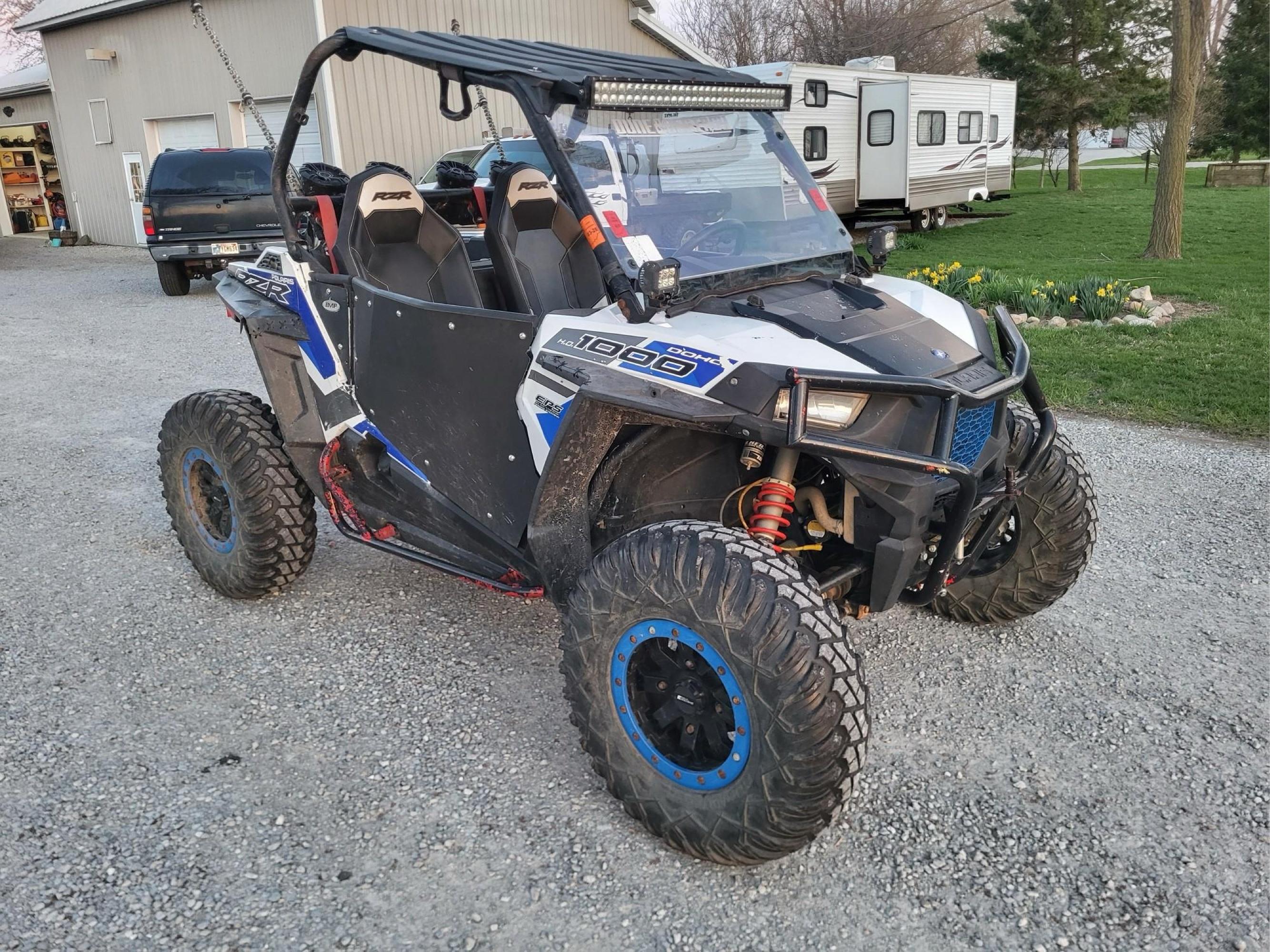 2016 Polaris RZR 1000s XP, Kenwood Sound System, Turn signals and brake lights, Rock Sliders and Mat