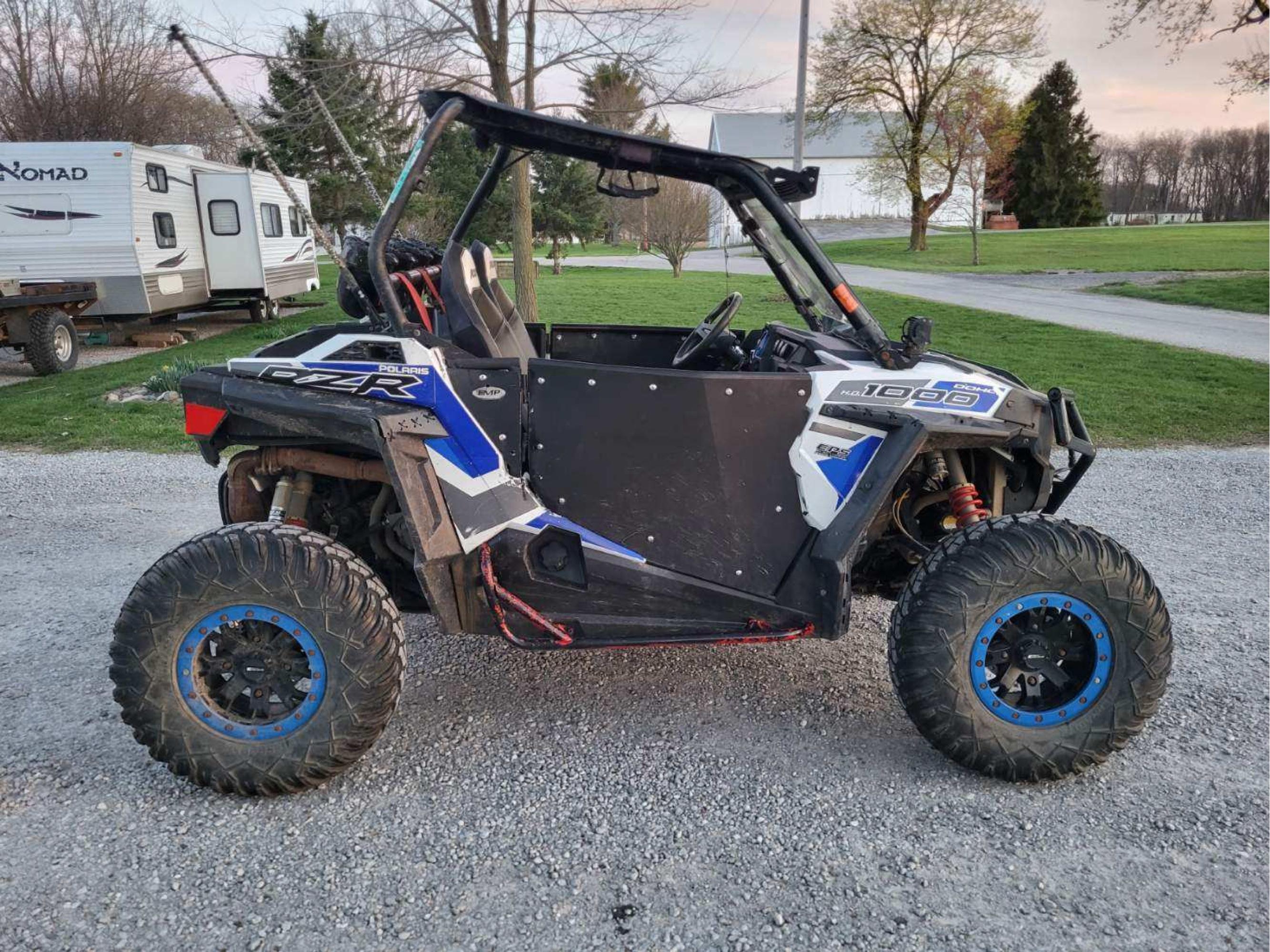 2016 Polaris RZR 1000s XP, Kenwood Sound System, Turn signals and brake lights, Rock Sliders and Mat