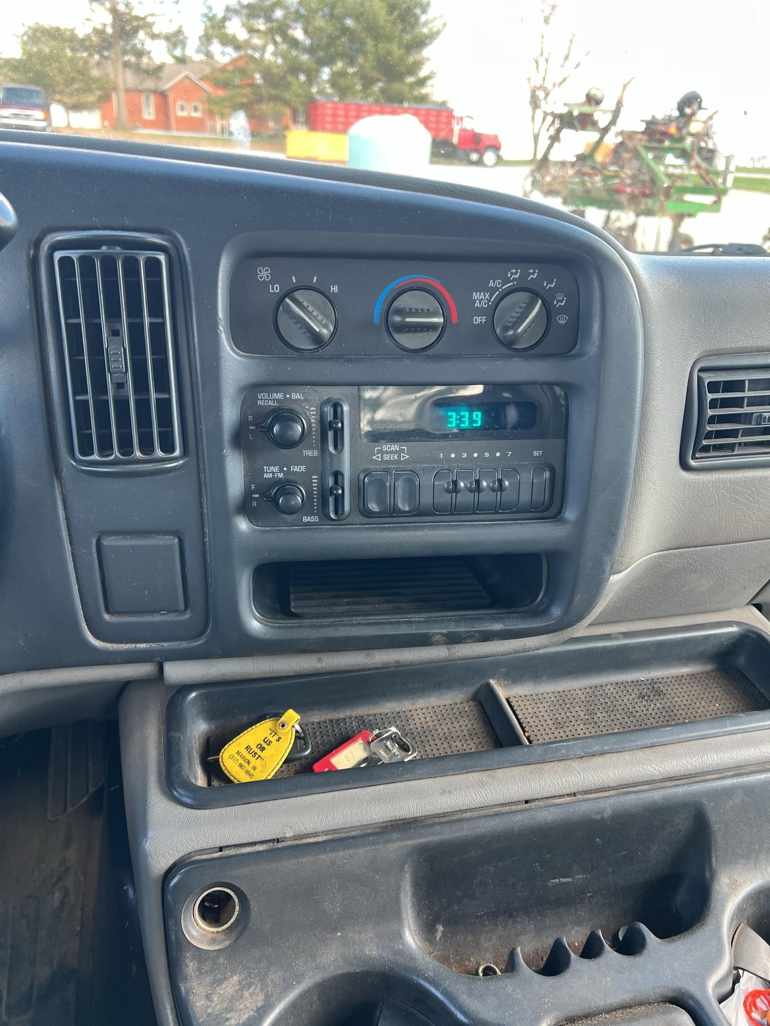 2000 Chevy Express Van, Diesel, Runs and Drives, 121,639 Miles, has title, VIN 1GCHG35F4Y1246276 - A