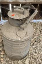 Galvanized Metal Oil Can with Top Handle and Spout