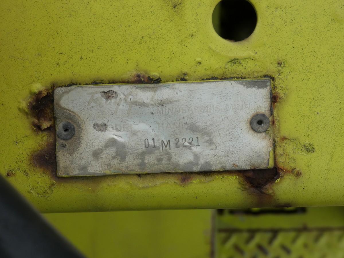 *Raygo 400A Vibratory Smooth RT Compactor, SN:01M2221, Detroit 353, 84'' Sm