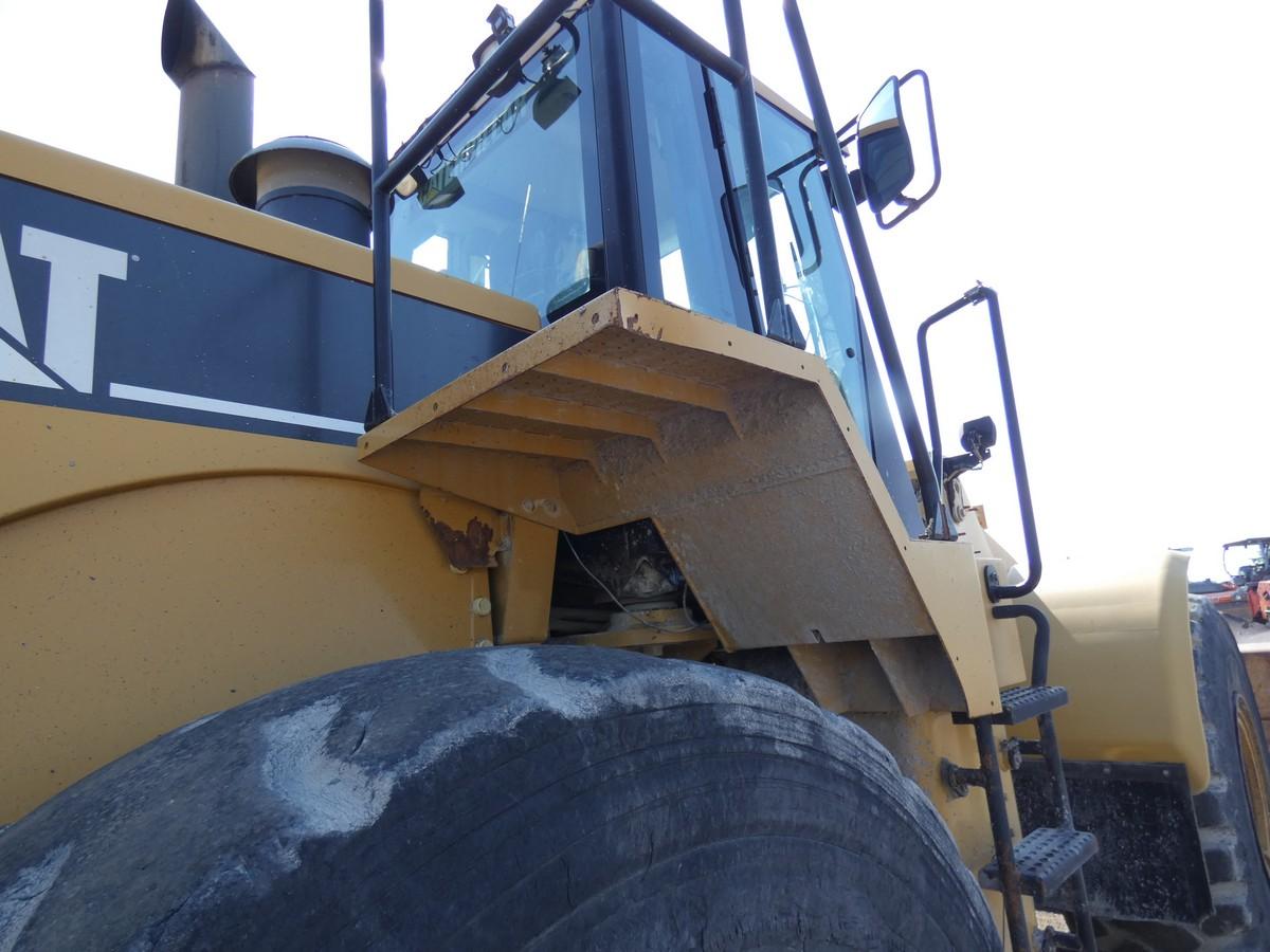 *2002 Caterpillar 966G Rubber Tired Loader, SN:3SW01521, EROPS w/ Air, GP B