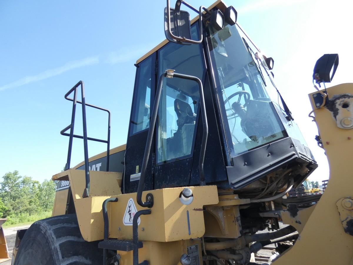 *2002 Caterpillar 966G Rubber Tired Loader, SN:3SW01521, EROPS w/ Air, GP B