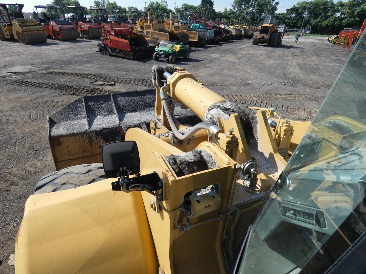 *2002 Caterpillar 966G Rubber Tired Loader, SN:3SW01521, EROPS w/ Air, GP B