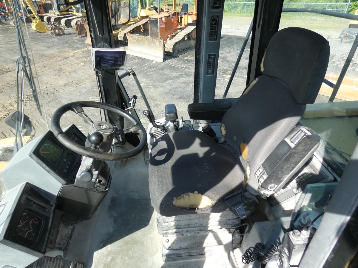 *2002 Caterpillar 966G Rubber Tired Loader, SN:3SW01521, EROPS w/ Air, GP B