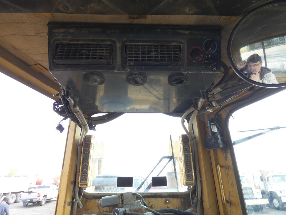 2002 Caterpillar D6R-XW Dozer, SN:DMP00244, EROPS w/ Air, Diff Steer, 6 Way