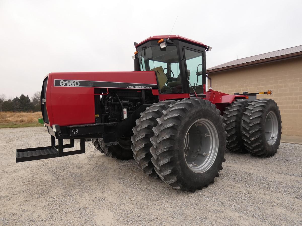 Steiger Cougar 1000 4x4 Tractor, (Painted like Case IH 9150), SN C15-6177,