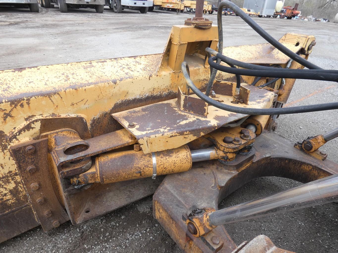 1995 Case 550G-LT Dozer, SN:JJG0215484, ROPS, 6 Way Blade, 16'' Pads, 5276