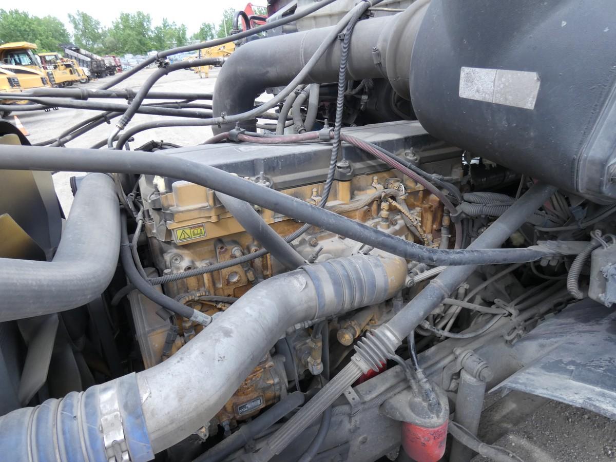 2006 Sterling AT9500 Tandem Truck Tractor, SN:2FWJA3DE56AV41342, Cat C13 43