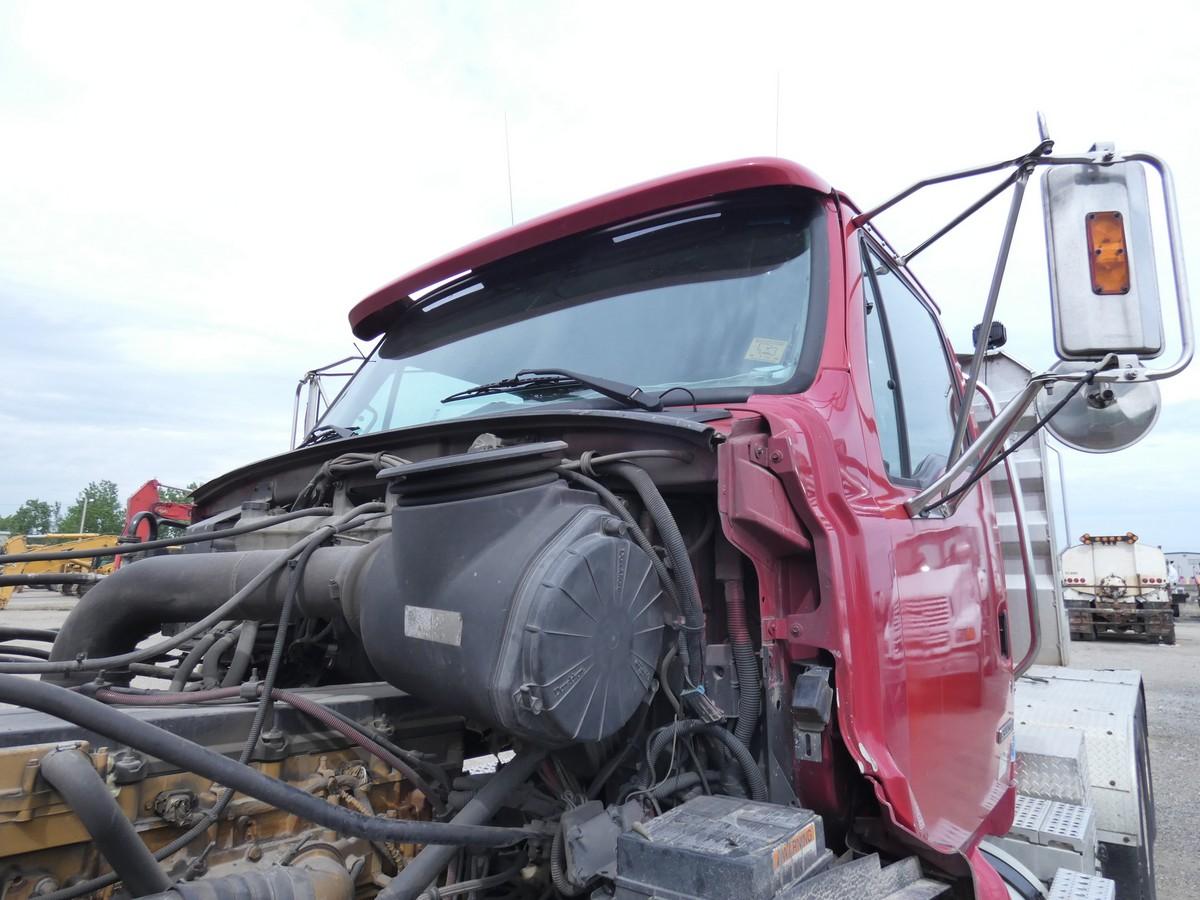 2006 Sterling AT9500 Tandem Truck Tractor, SN:2FWJA3DE56AV41342, Cat C13 43