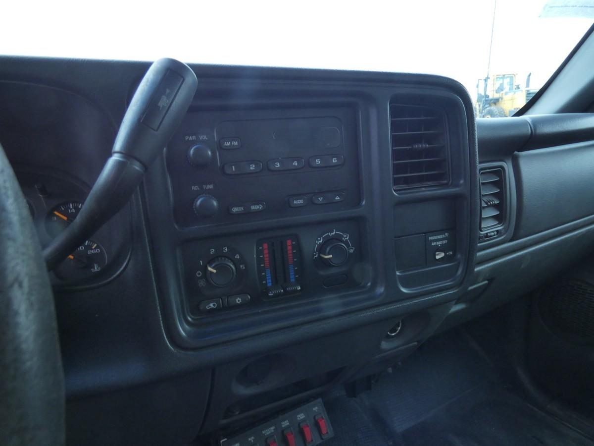 2003 Chevy 2500 Pickup, SN:1GCHC24U03E309672, Standard Cab, Long Bed, 101,9