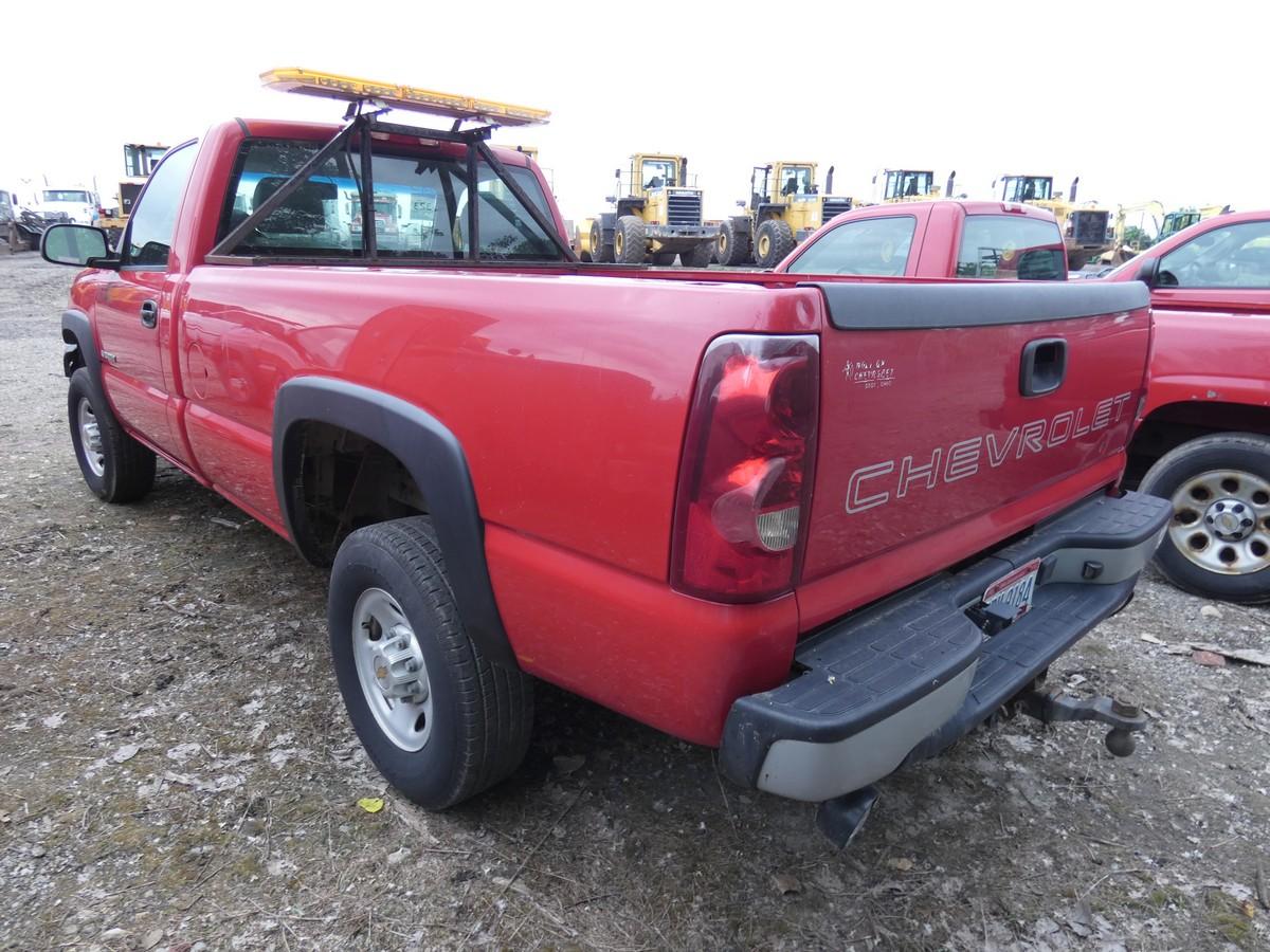 2003 Chevy 2500 Pickup, SN:1GCHC24U03E309672, Standard Cab, Long Bed, 101,9