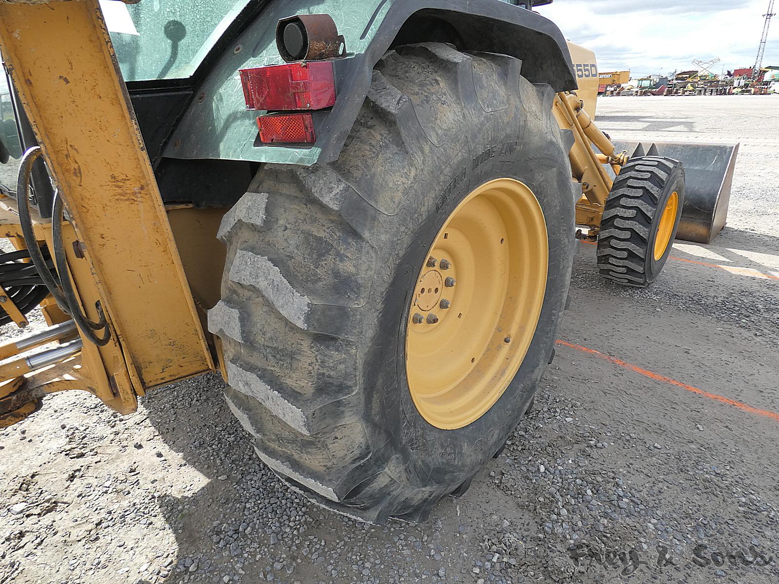 Ford 555D 4x4 Tractor Loader Backhoe, SN:A438878, EROPS, Ext. hoe, Reads 16
