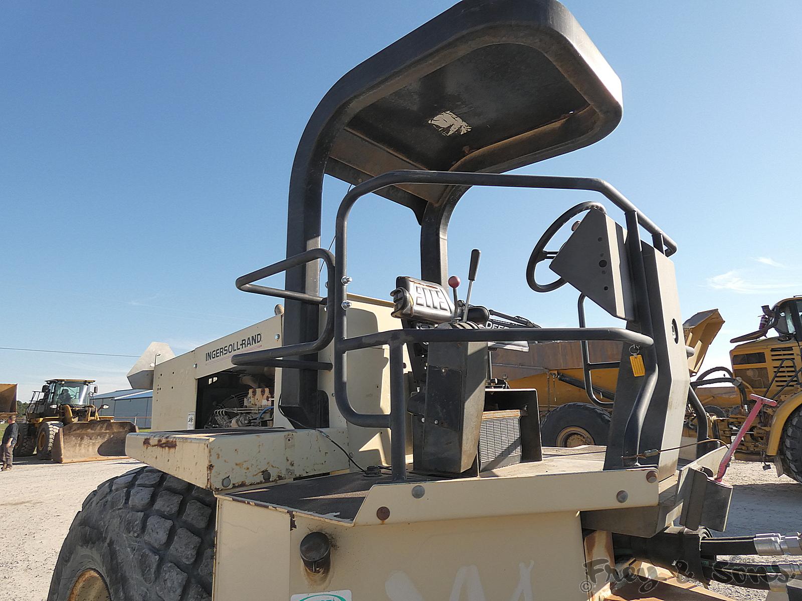 2000 Ingersoll Rand SD100D Smooth Compactor, SN:166514, ROPS, Cummins, Vibr
