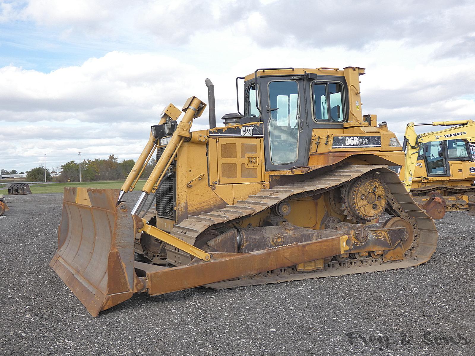 2003 Caterpillar D6R LGP Dozer, SN:ADE00314, EROPS, Straight Blade w/ Tilt,