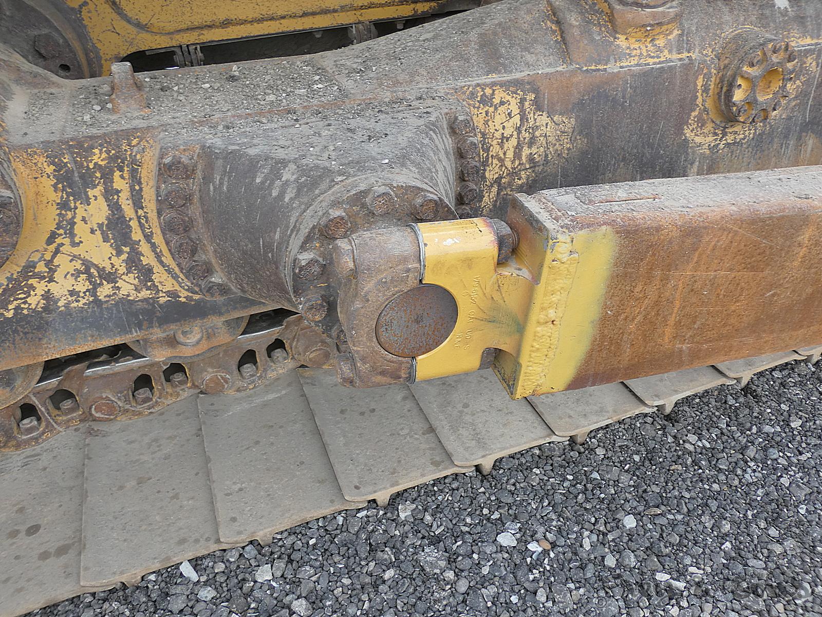 2003 Caterpillar D6R LGP Dozer, SN:ADE00314, EROPS, Straight Blade w/ Tilt,
