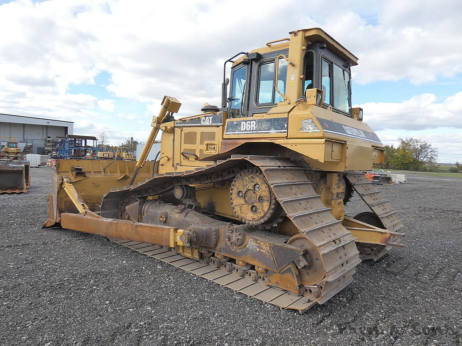 2003 Caterpillar D6R LGP Dozer, SN:ADE00314, EROPS, Straight Blade w/ Tilt,