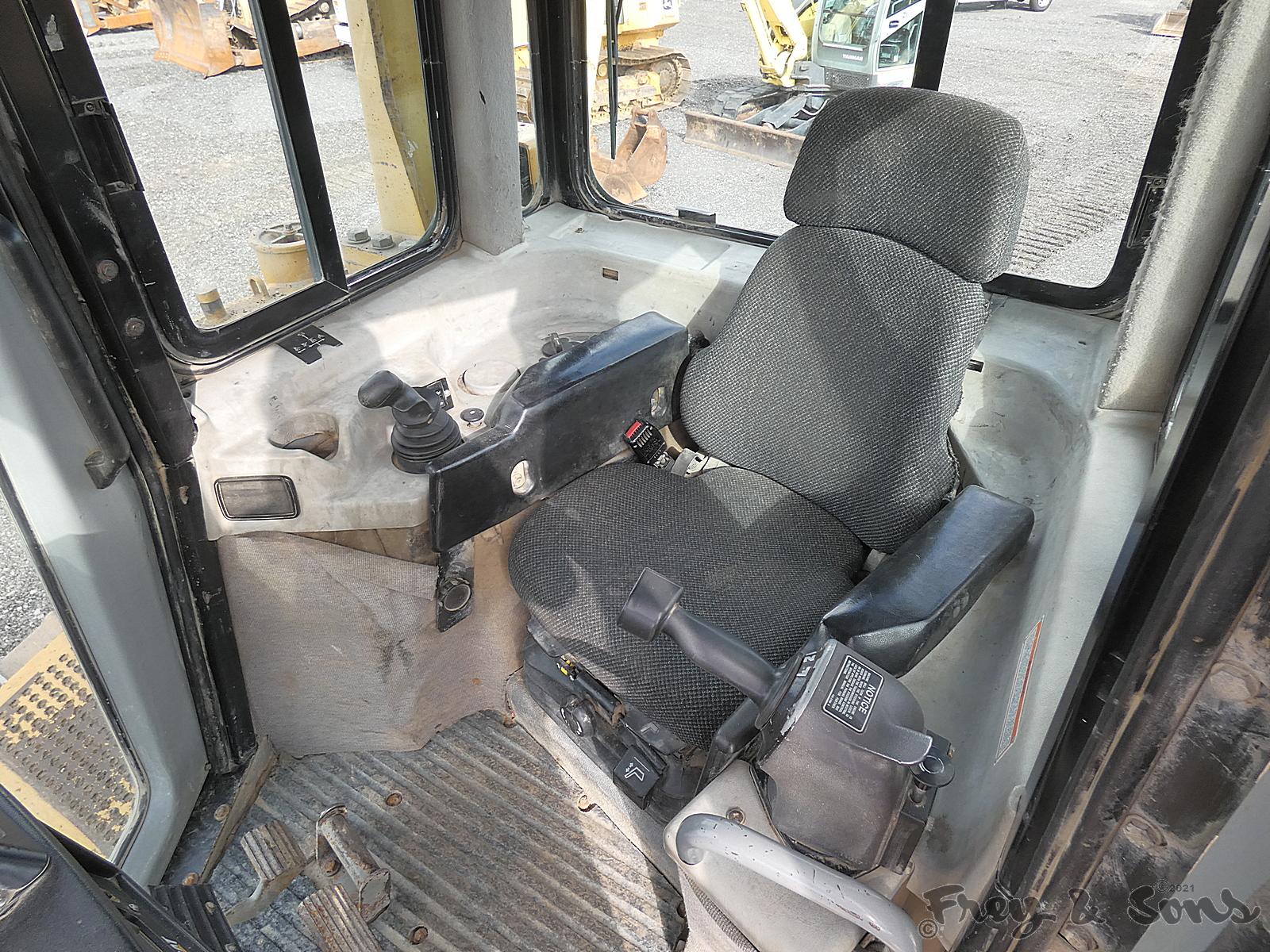 2003 Caterpillar D6R LGP Dozer, SN:ADE00314, EROPS, Straight Blade w/ Tilt,