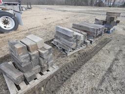 (4) Pallets Blocking