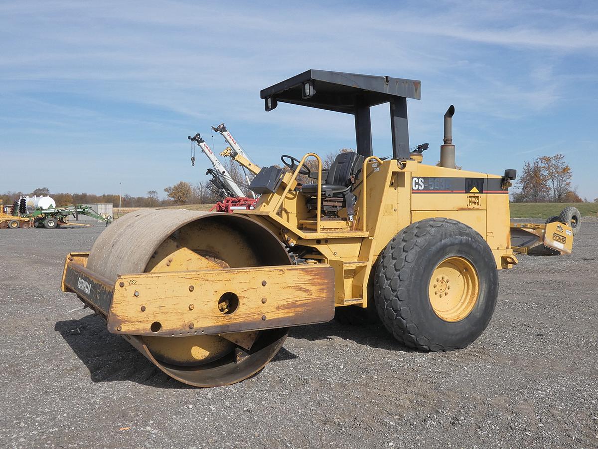 1999 Caterpillar CP563C Smooth Compactor, SN:4KN00275, ROPS,84'' Smooth Dru
