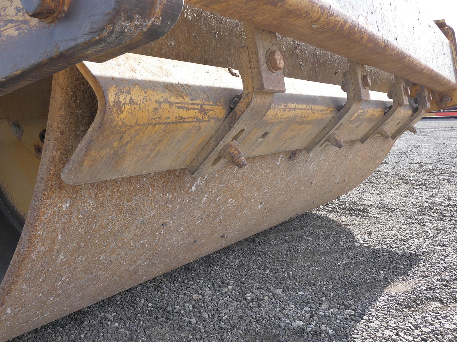 1999 Caterpillar CP563C Smooth Compactor, SN:4KN00275, ROPS,84'' Smooth Dru
