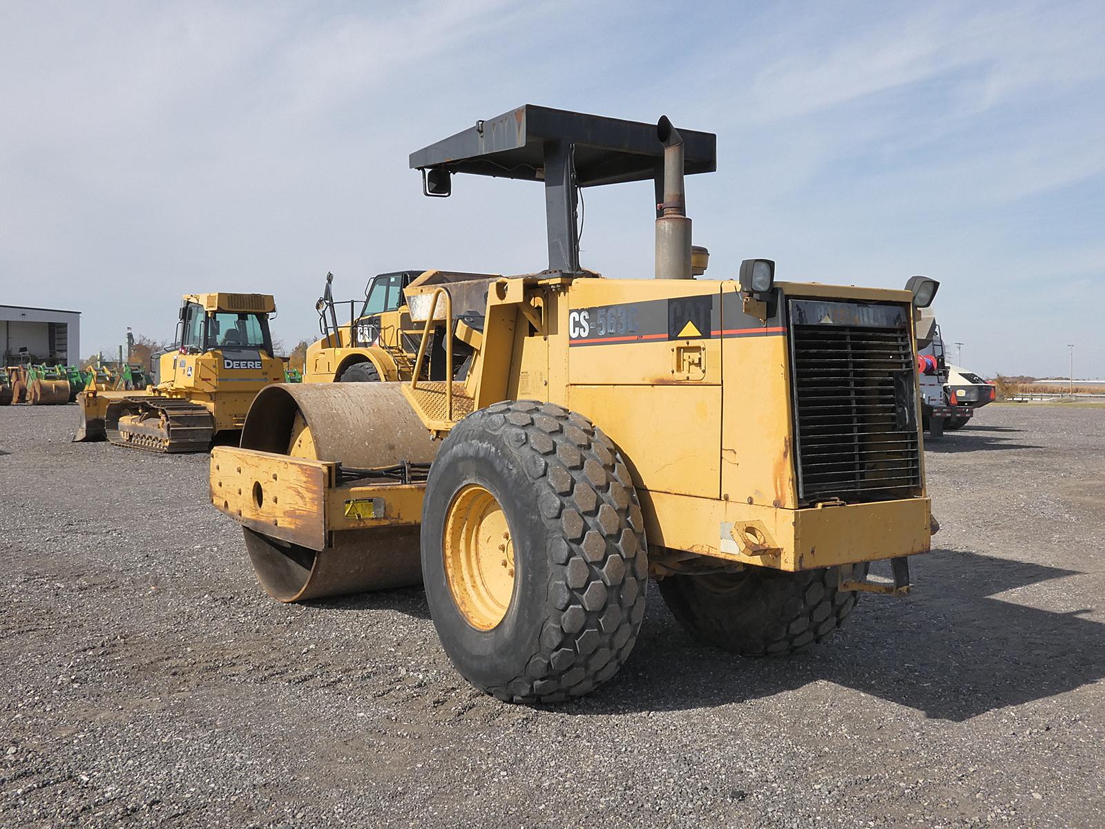1999 Caterpillar CP563C Smooth Compactor, SN:4KN00275, ROPS,84'' Smooth Dru
