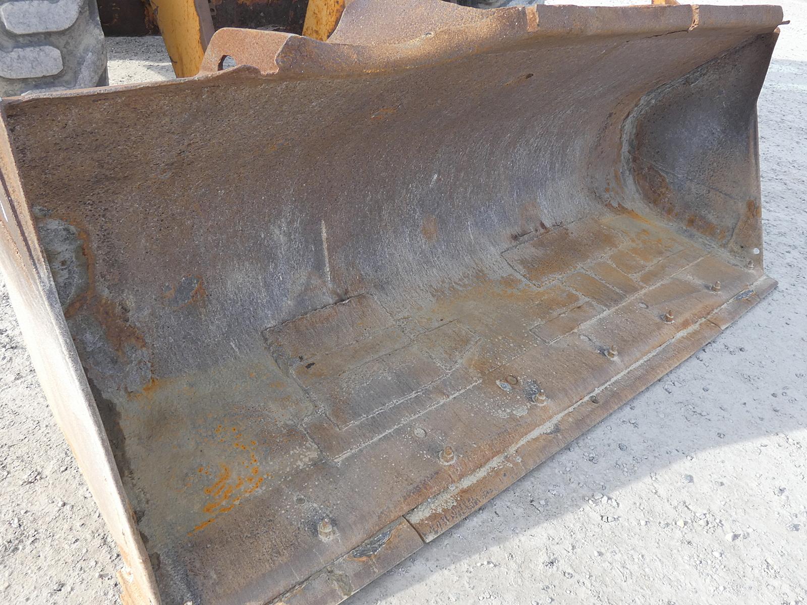 Dresser 512 Rubber Tired Loader, SN:3046, EROPS, GP Bucket, 15.5x25 Tires