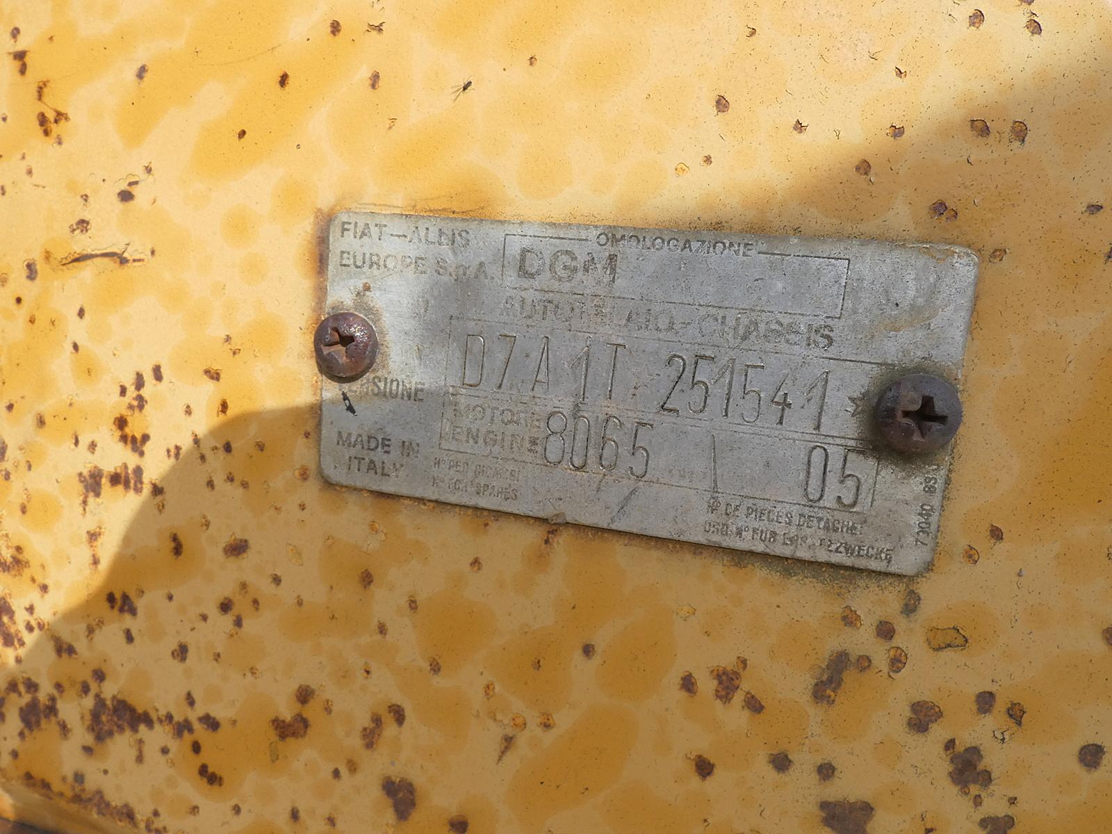 Fiat Allis D7AIT Dozer, SN:251541, ROPS, 6 Way Blade