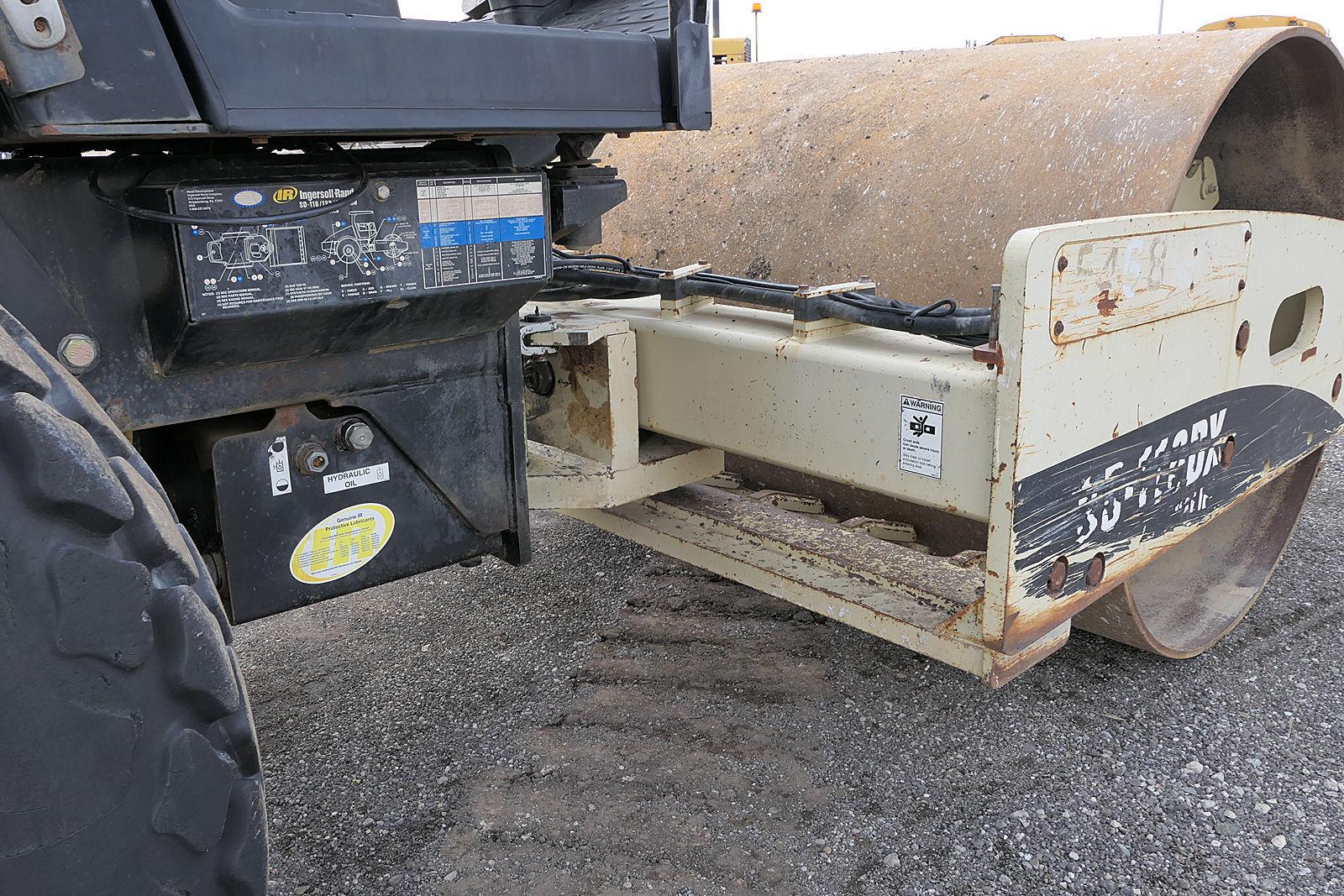 2004 Ingersoll Rand SD116DX-TF Combo Vibratory Compactor, SN:177809, ROPS,