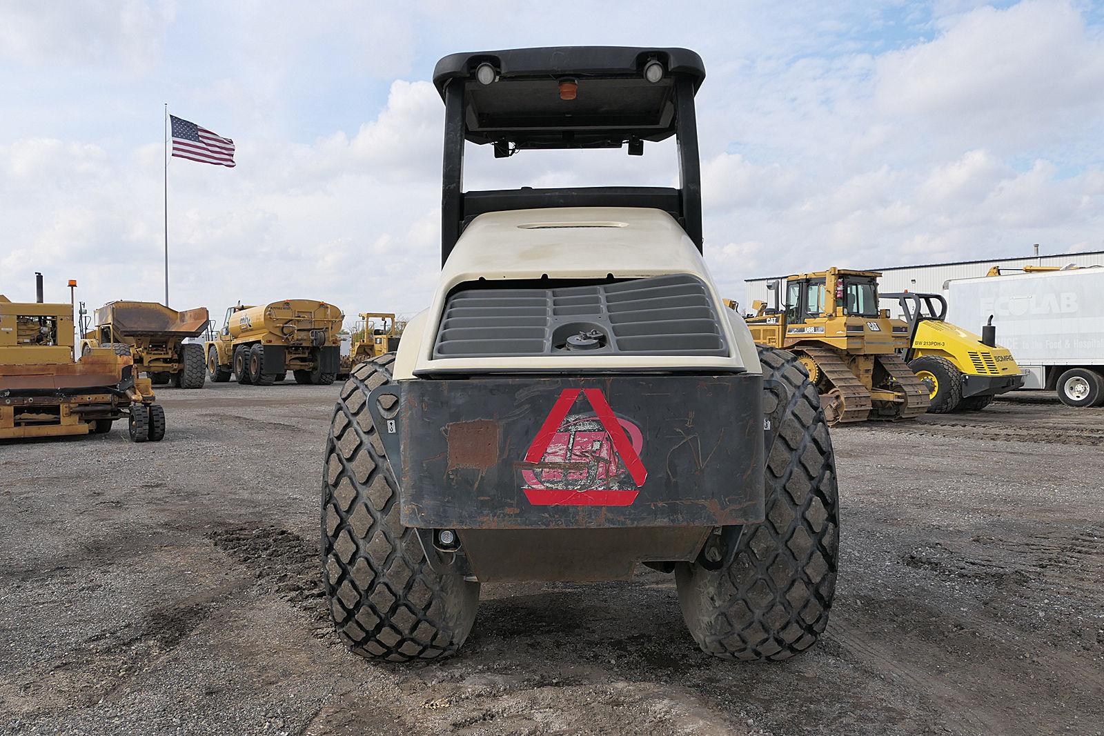 2004 Ingersoll Rand SD116DX-TF Combo Vibratory Compactor, SN:177809, ROPS,