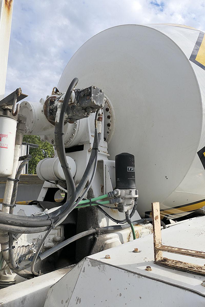 2013 Phoenix Front Discharge Concrete Mixer, SN:1Z9M8GK41DV162030, 6 Axle,