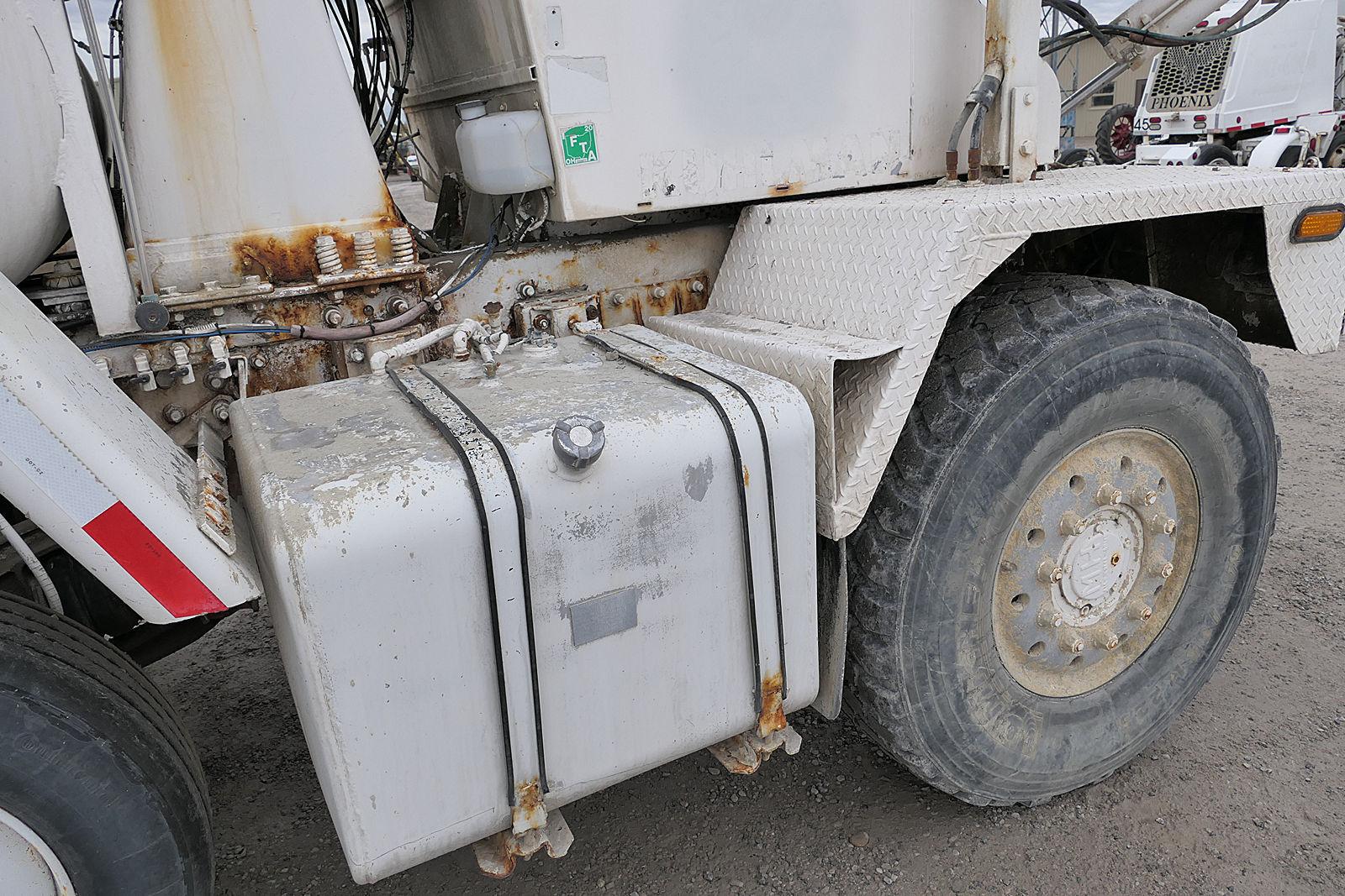 2005 Advance Front Discharge Concrete Mixer, SN:5DG8AC7T450010764, 7 Axle,