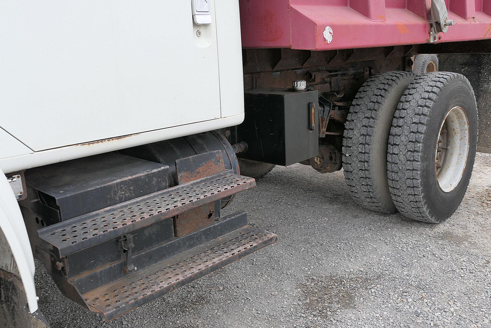 1996 IHC 4700 S/A Dump Truck, SN:1HSSCAAN2H360822, DT466E, Allison MT643 Au