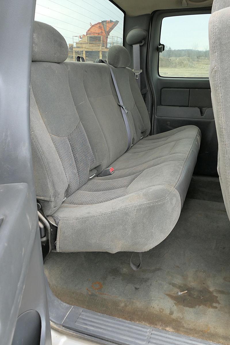 2006 Chevy 2500HD 4x4 Ext. Cab Pickup, SN:1GCHK29U86E289929, Gas, Auto, 4wd