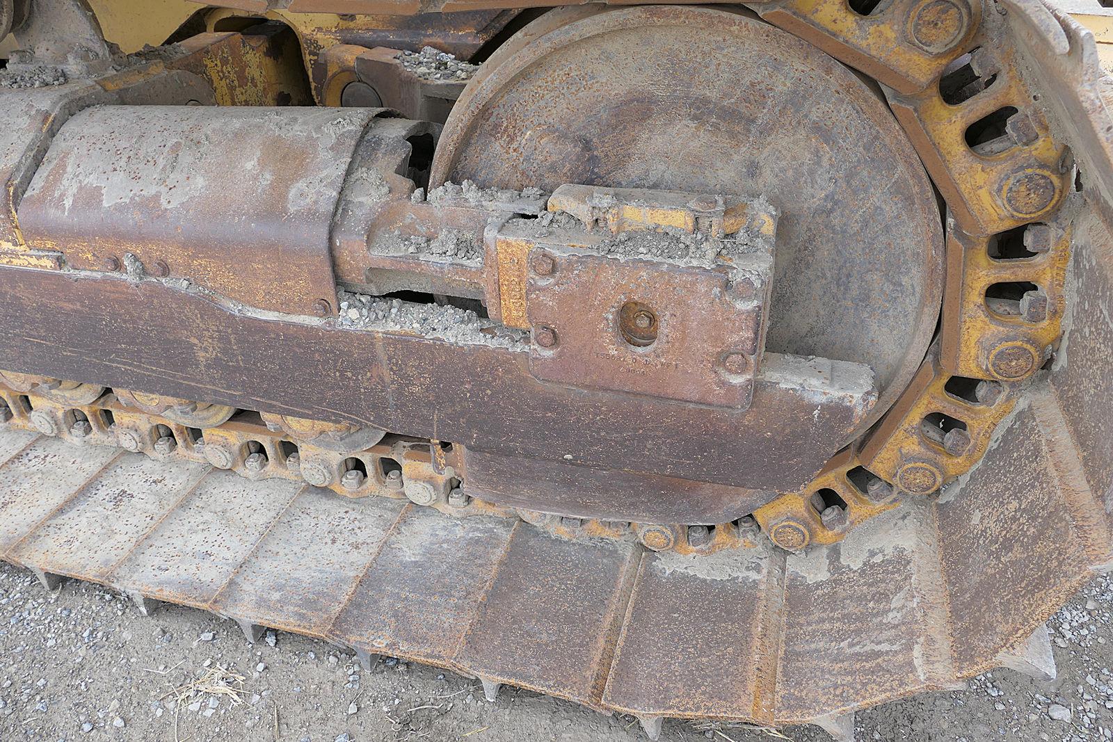 2000 John Deere 850C Dozer, SN:889196, EROPS, 6 Way Blade, 12,776 hrs.
