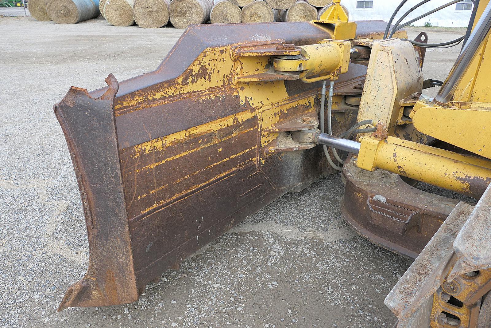 2000 John Deere 850C Dozer, SN:889196, EROPS, 6 Way Blade, 12,776 hrs.