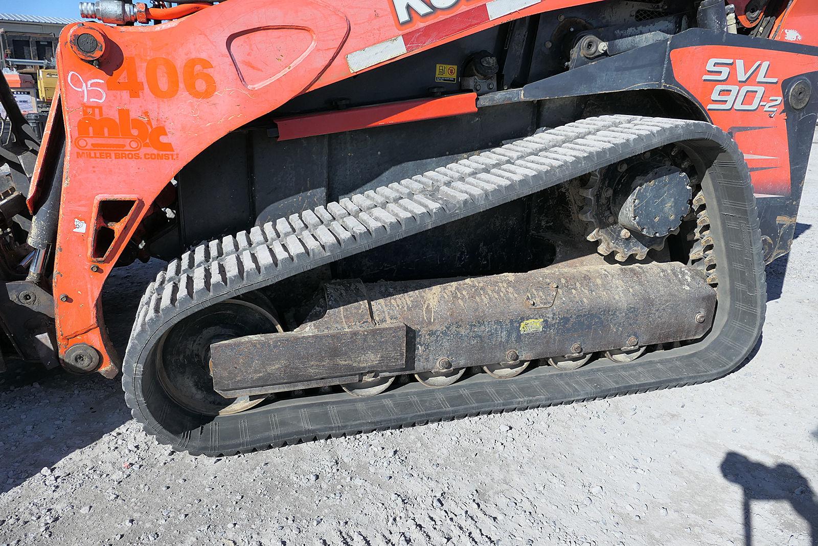 2014 Kubota SVL90 Skidloader, SN:14449, ROPS, Hyd. QT Bucket & Forks, Aux H