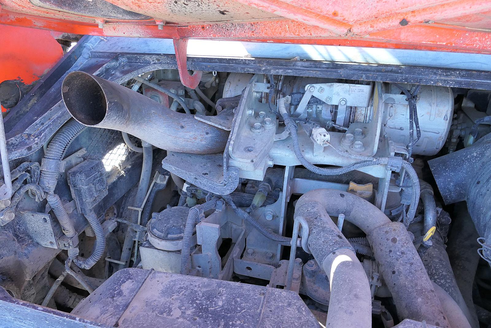 2014 Kubota SVL90 Skidloader, SN:14449, ROPS, Hyd. QT Bucket & Forks, Aux H