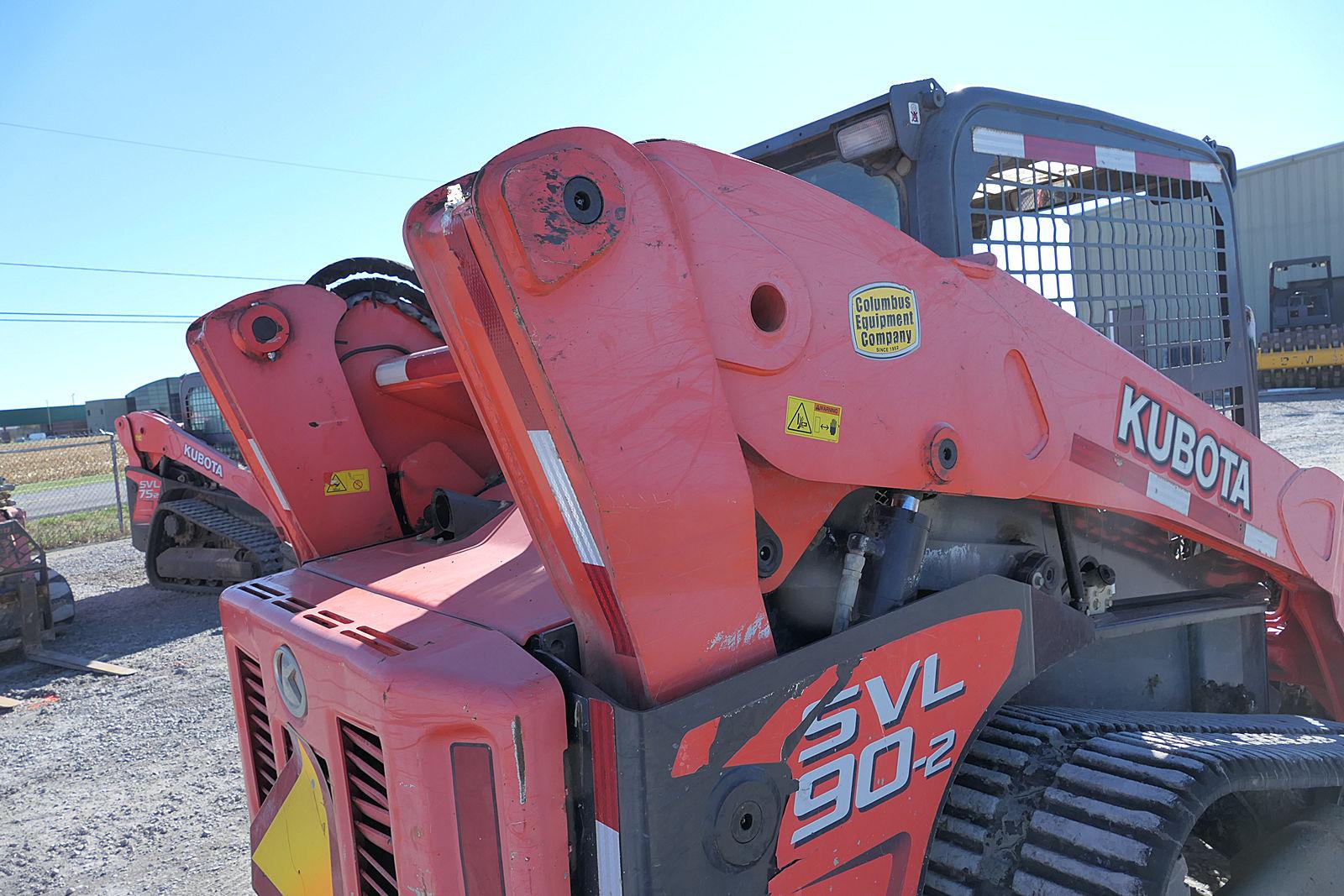 2014 Kubota SVL90 Skidloader, SN:14449, ROPS, Hyd. QT Bucket & Forks, Aux H