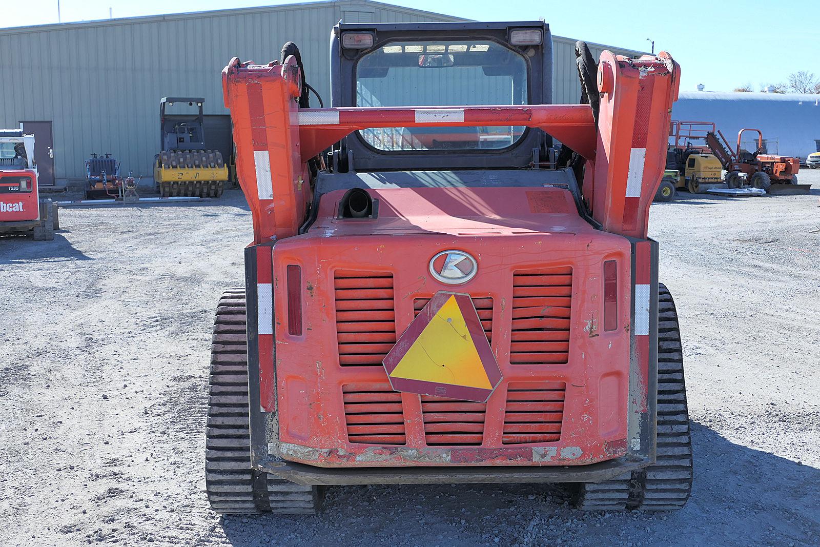 2014 Kubota SVL90 Skidloader, SN:14449, ROPS, Hyd. QT Bucket & Forks, Aux H