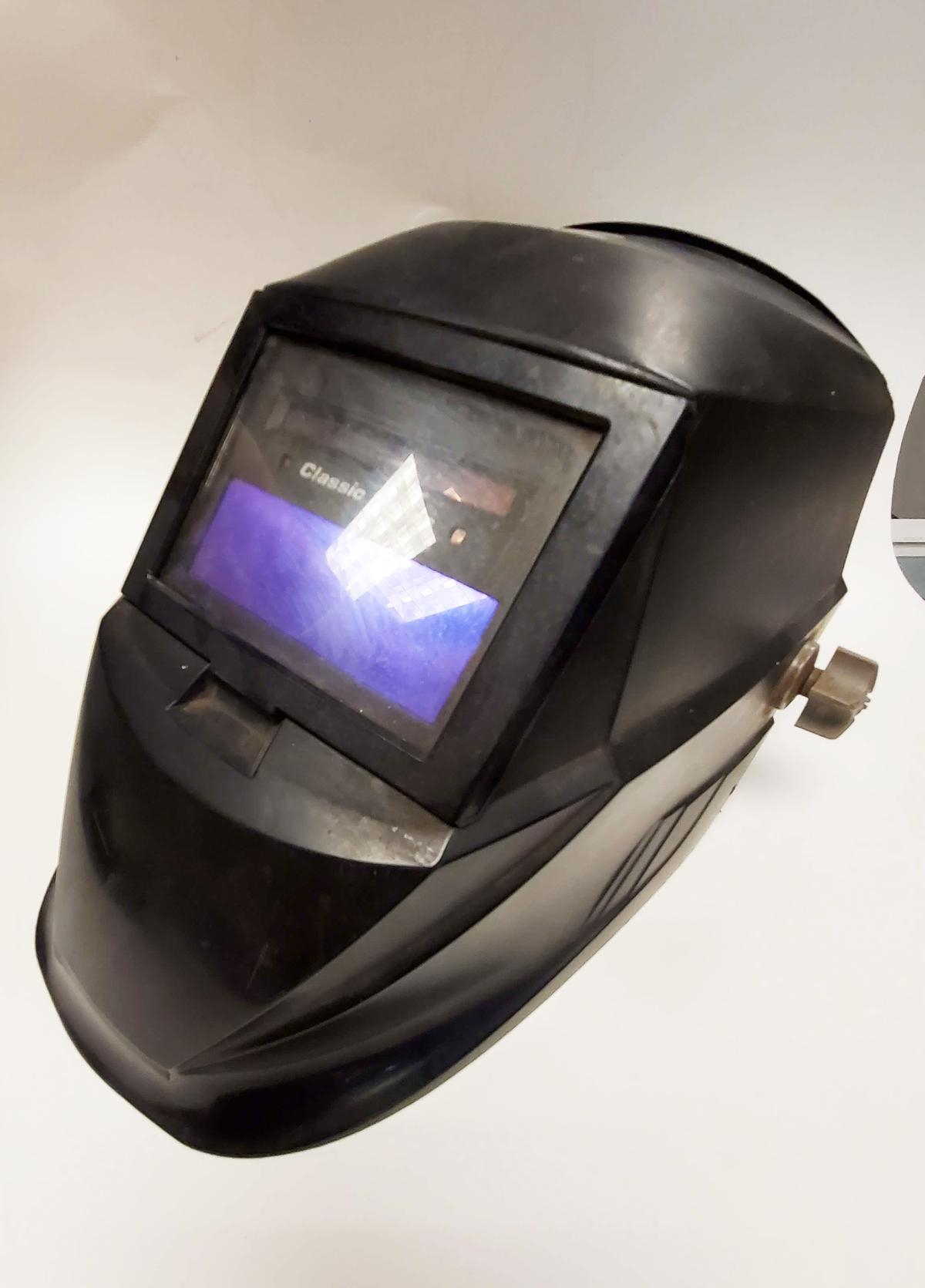 MILLER CLASSIC SERIES OTOS Z87 WELDING HELMET Proxibid